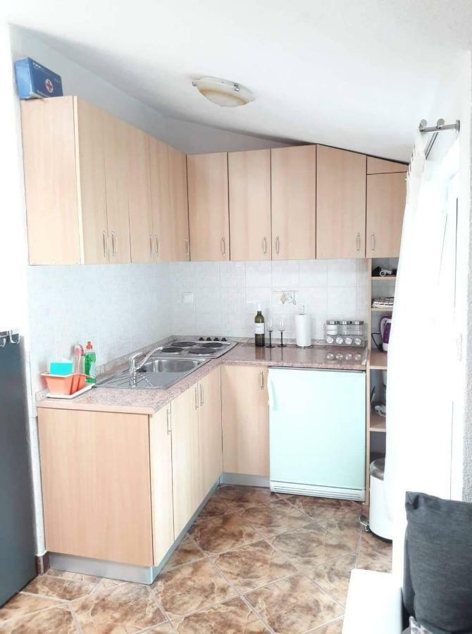 Apartments Nevistic Tribalj  Ngoại thất bức ảnh