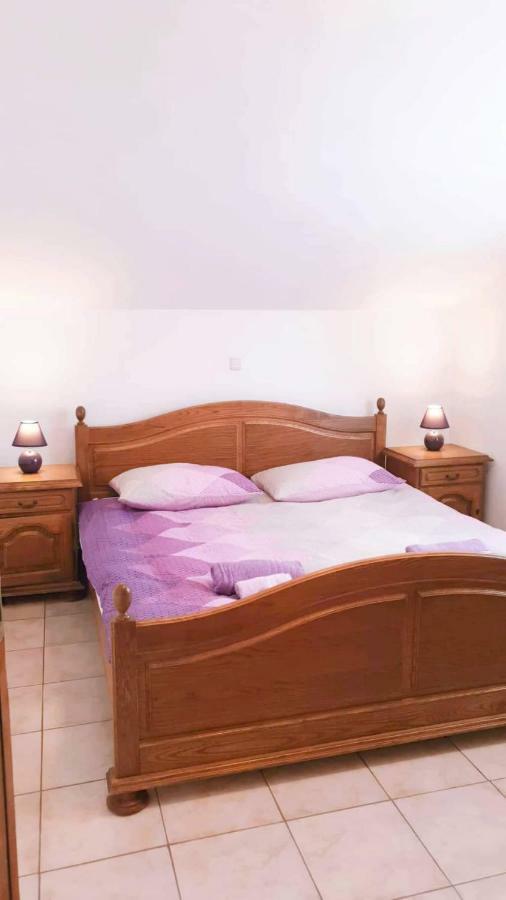 Apartments Nevistic Tribalj  Ngoại thất bức ảnh