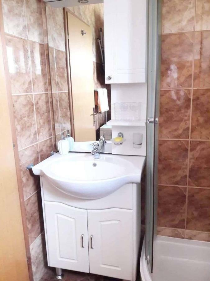 Apartments Nevistic Tribalj  Ngoại thất bức ảnh