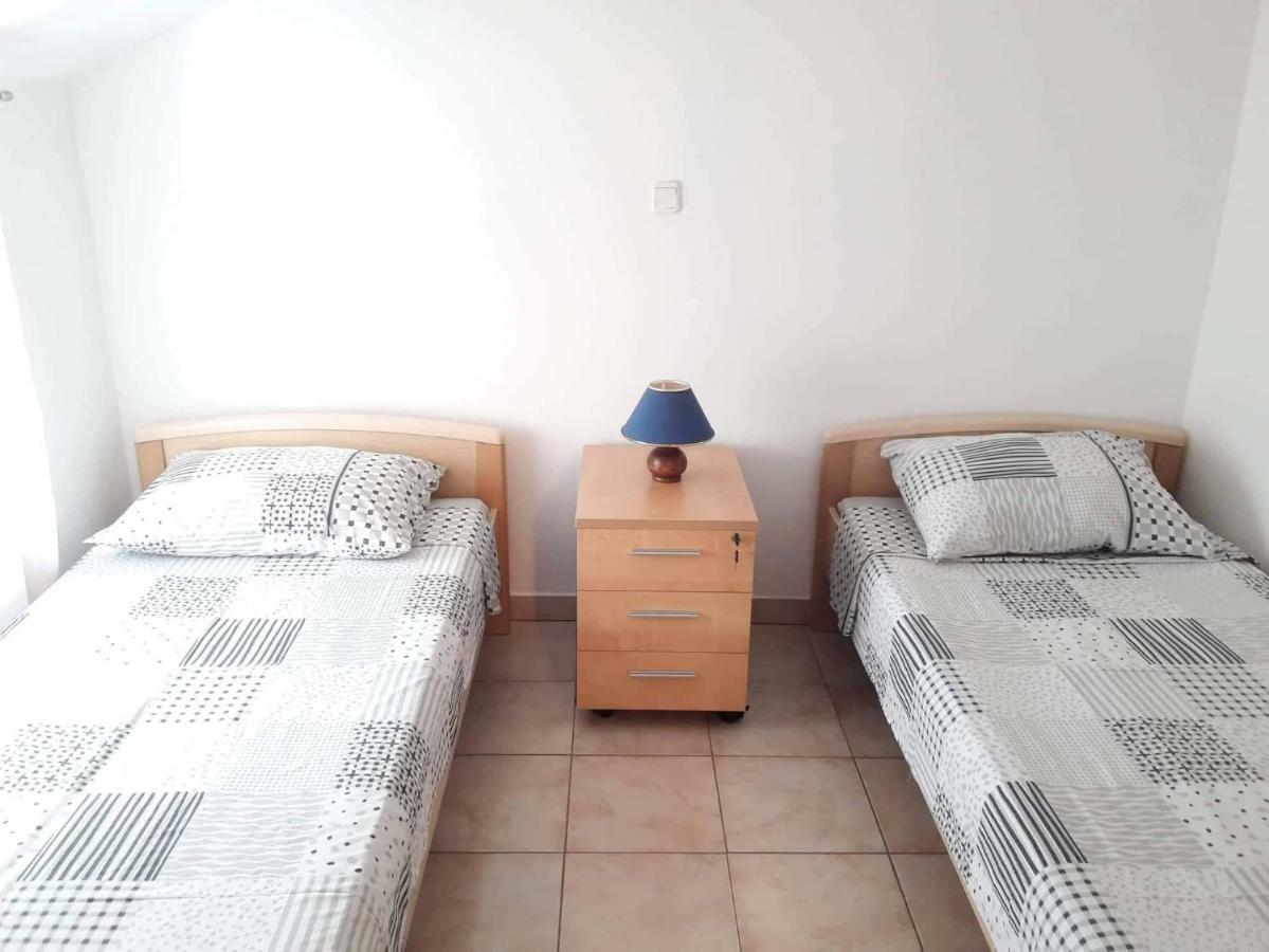 Apartments Nevistic Tribalj  Ngoại thất bức ảnh